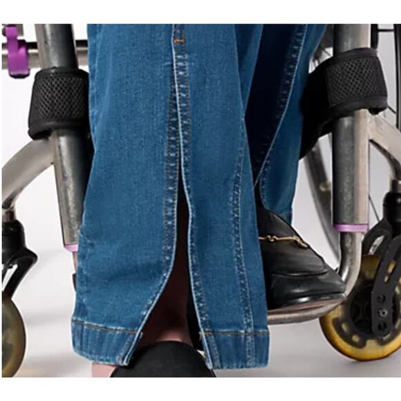 Denim & Co. Adaptive Cozy Slim Straight Cargo Jean Wheelchair Fit, Size 8, NWT - Picture 4 of 10